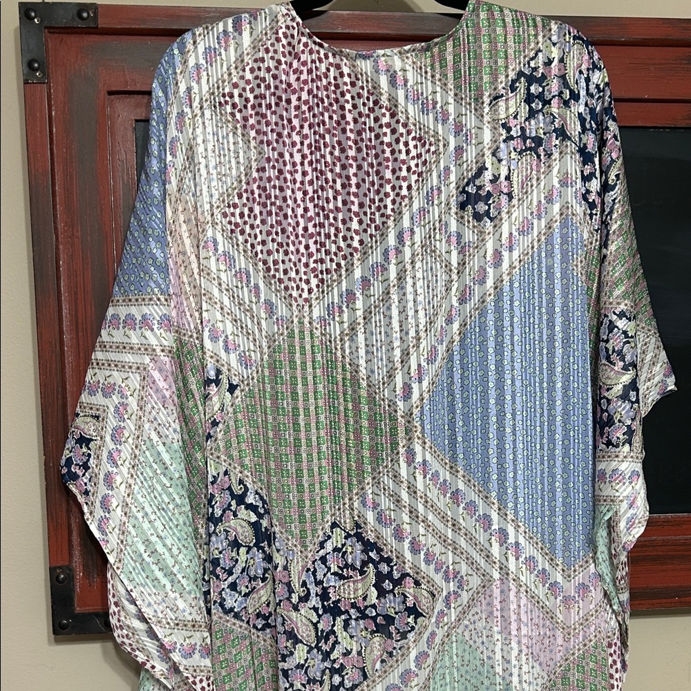 Three Bird Nest Floral Patchwork Long Kimono In P… - image 8